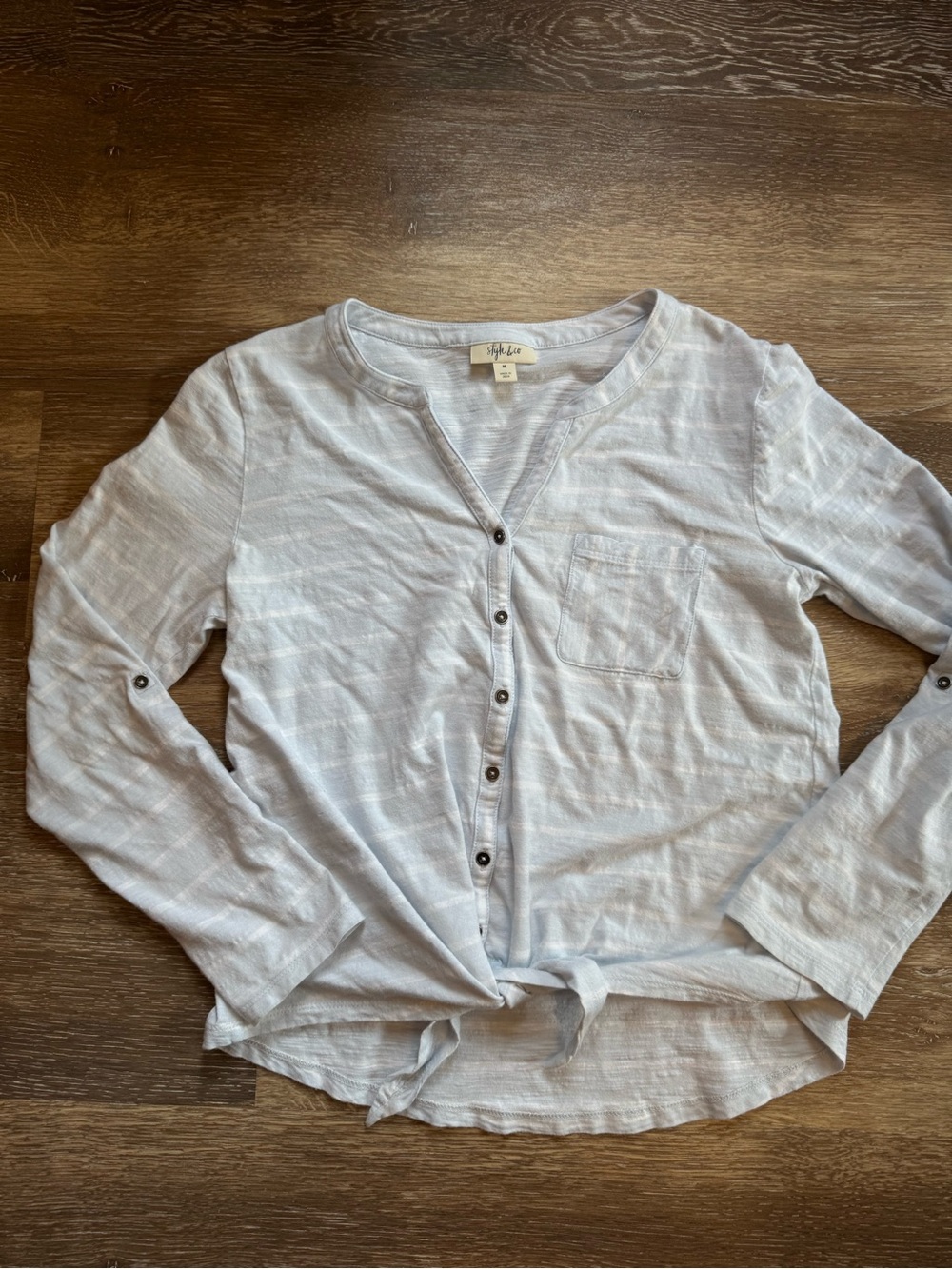 Style & Co Sz M Light Blue Stripe -Button-Front Tie Hem Top